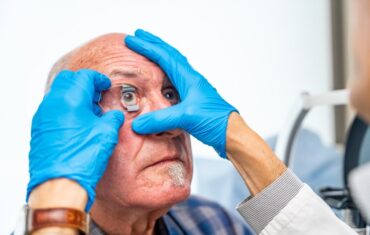 understanding-the-different-types-of-cataracts-causes-and-treatment-options