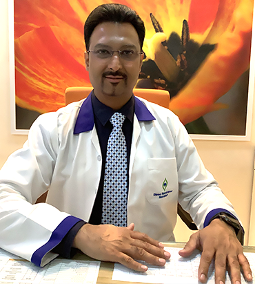 Dr. Vishakha Parate Cataract & Phaco Surgeon