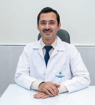Dr. Vijay Shetty Cataract and Phaco Surgeon